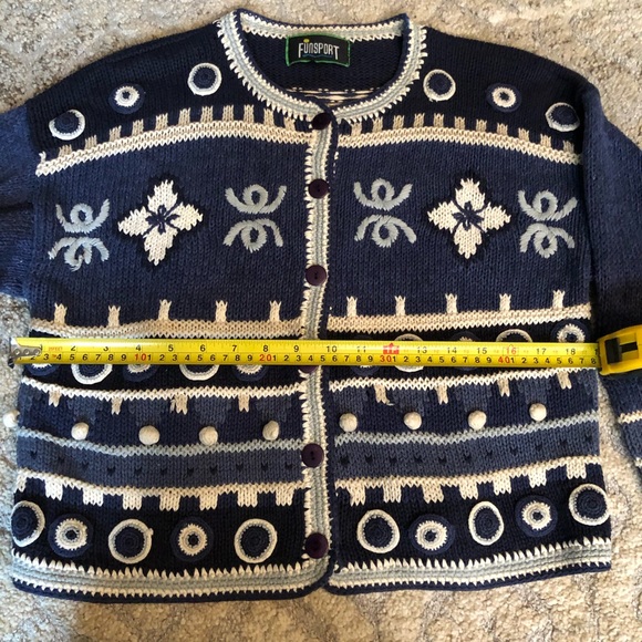 Gorgeous Cardigan - Picture 7 of 7